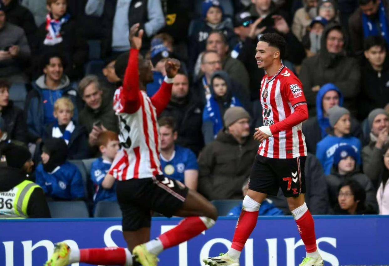 赛地聚焦——英超国际比赛日热度飙升,波特兰开拓者止住颓势,球迷炸锅,数据趋势出现新变化的简单介绍-尊龙官网