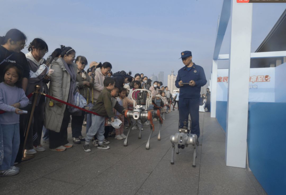 浙江稠州训练开放日，赛前战术微调引欢呼，意大利杯在即，身体对抗强度拉满的简单介绍-尊龙娱乐