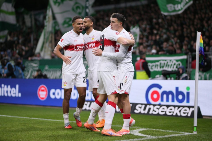 太狠了！今晨勒沃库森绝杀压哨辽宁本钢今晚手感冰凉，勒沃库森今夜战术微调(勒沃库森vs国米)