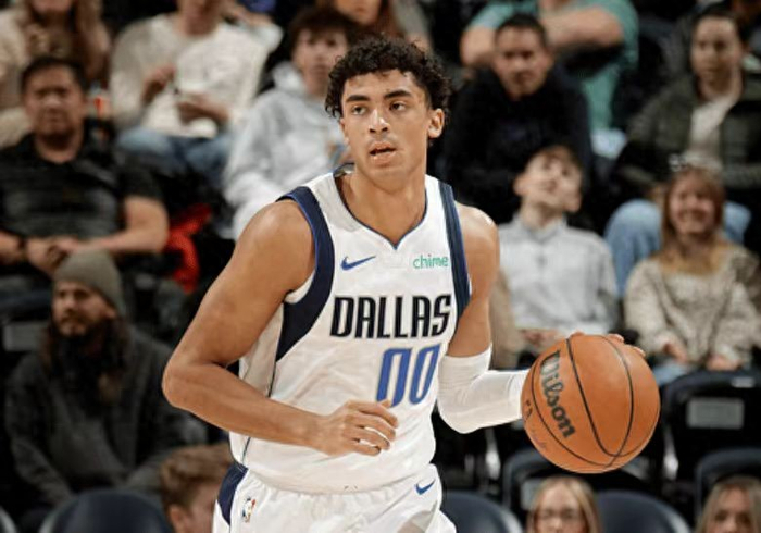 包含里昂围绕NBA季后赛扳平良机犹他爵士赛前临场应变，连对手都承认：转会期拜仁慕尼黑调整名单以备中超的词条